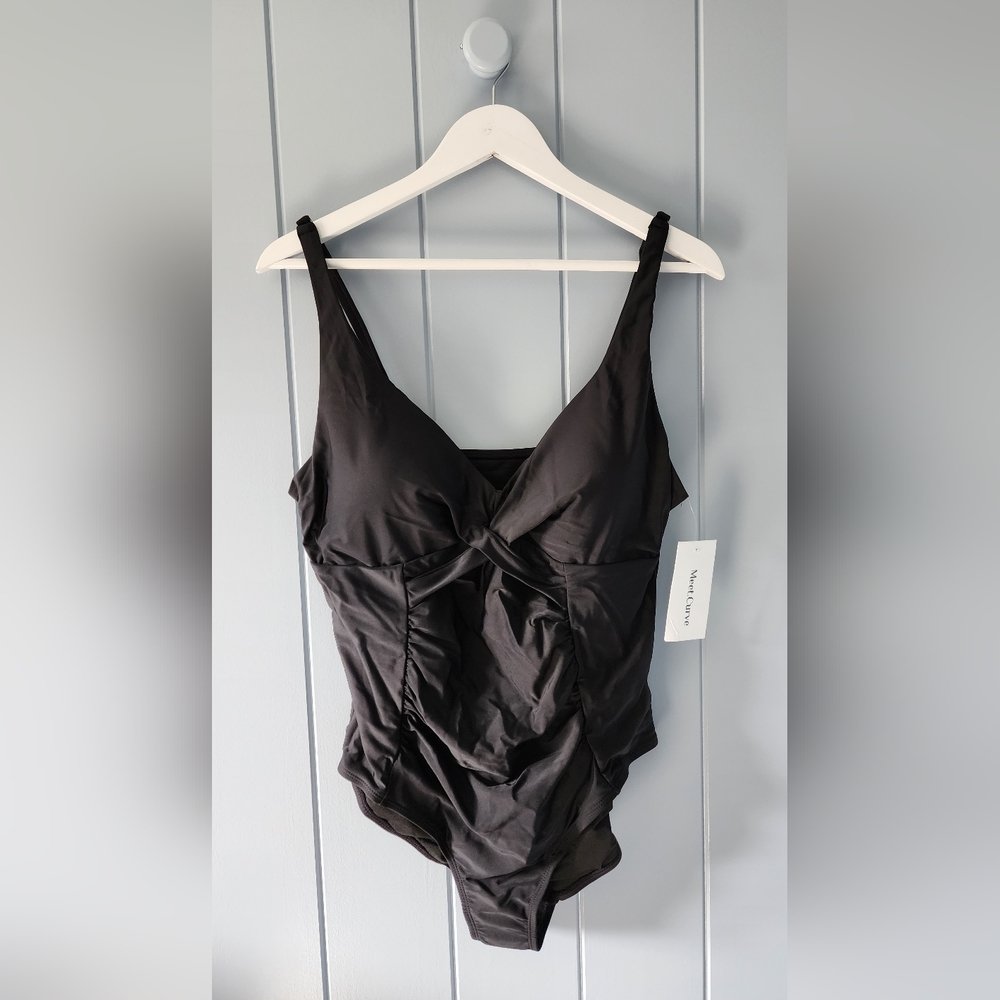 Meet.Curve one-piece size XL adjustable strap ruched V-neck swimsuit